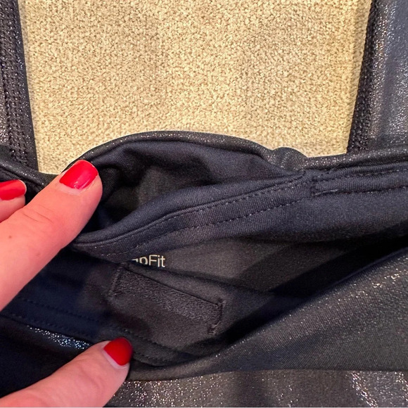 Gap Fit Sky High Rise Power Shine Leggings. XS. Navy. - Picture 3 of 8